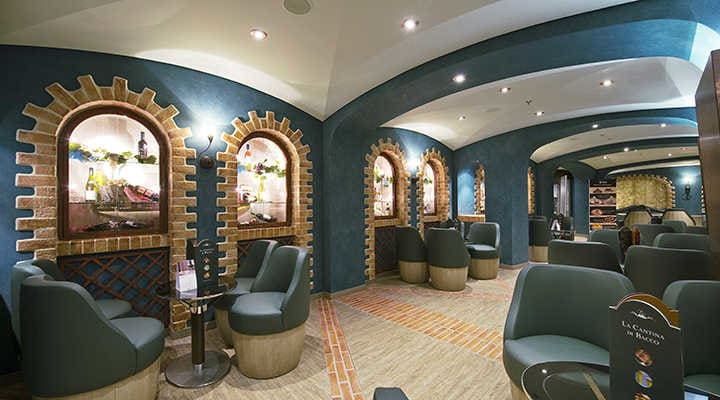 Bars & Lounges